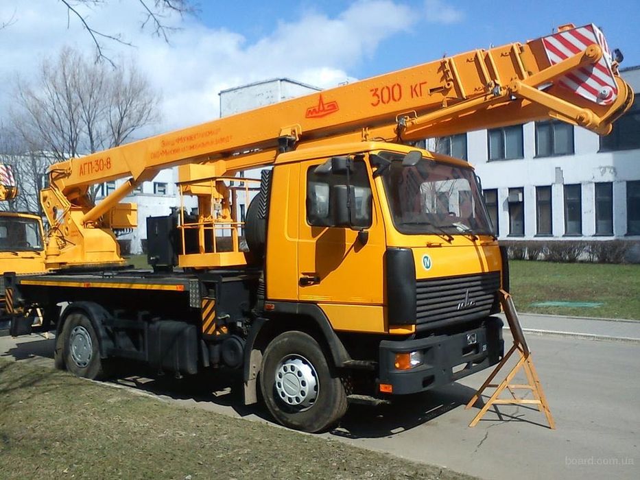 Аренда автовышки (14м-66м). Услуги автовышки. ЗИЛ, ГАЗ, КАМАЗ, IVECO, ISUZU, RENAULT, MERCEDES-BENZ, DAF, ГАЗ