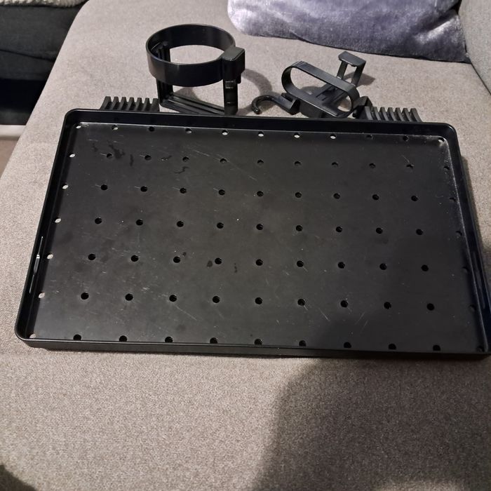 Półka stolik przykrecany do lozka