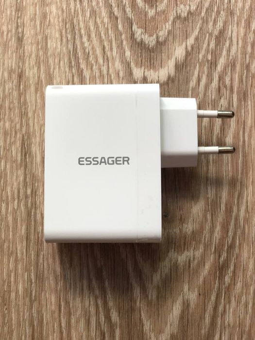 Блок живлення Essager 100W GaN 2USB-A+2typeC
