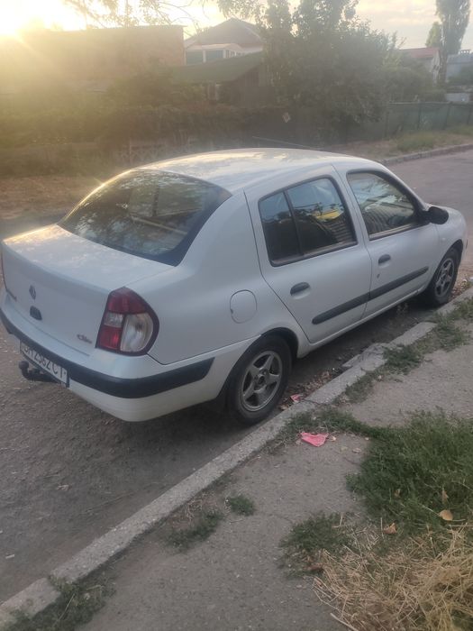 Renault Clio 2, оцинкованный без ржавчины, 2005 год, 1.4 газ/бензин