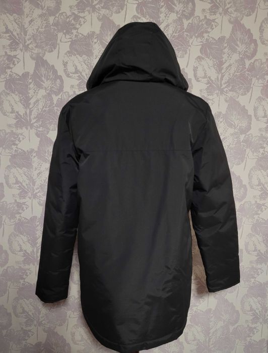 Продам парку Adidas Performance.