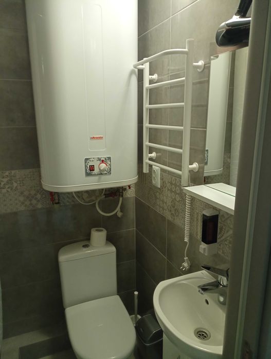 квартира-студія погодинно (площа 17 м2 - 750 грн/доба ). На Волі