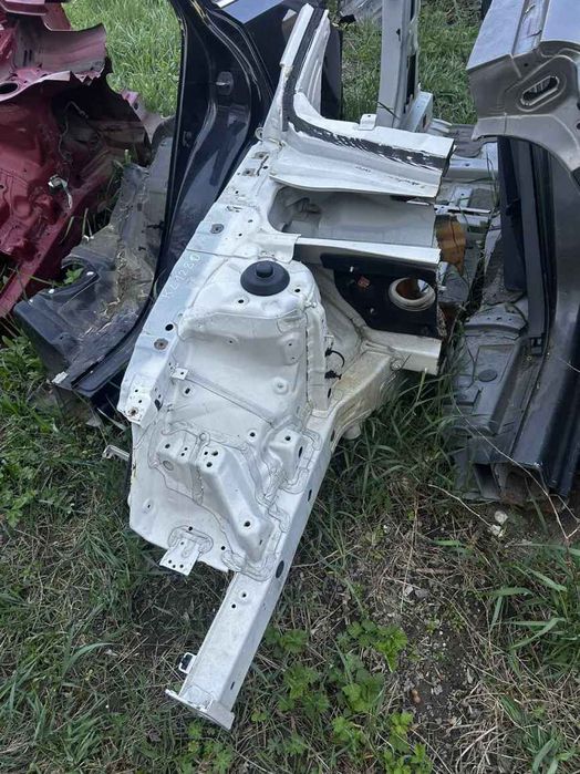 Hyundai/Kia Optima 16- четверть перед R KL1280 64600D5000