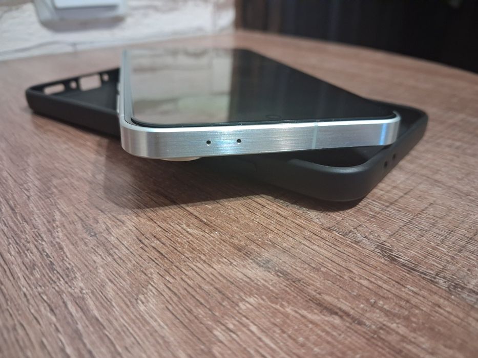 Самсунг А 56 8/128