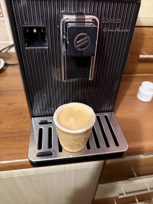 Пічка випікання їстівних стаканів стаканчиків на каву , кондитерські