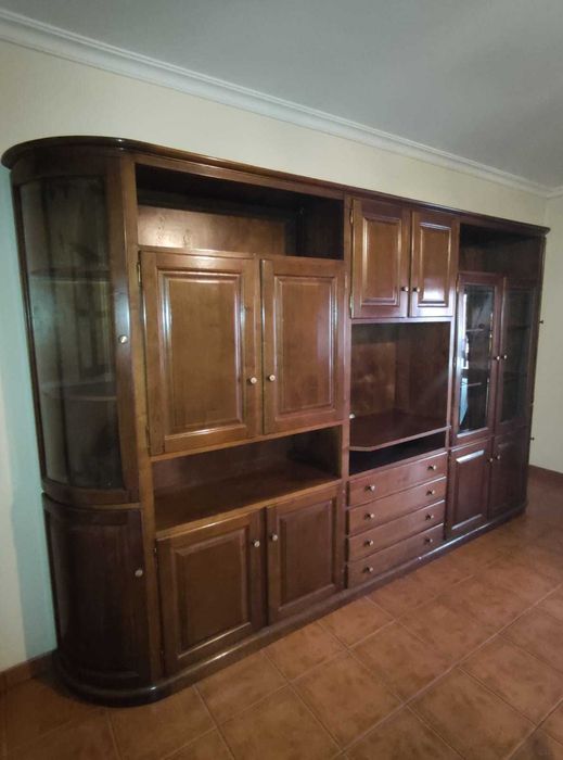 Móvel de sala em muito bom estado .