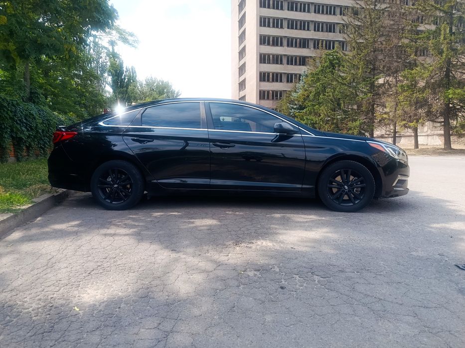 Продам автомобіль Hyundai Sonata