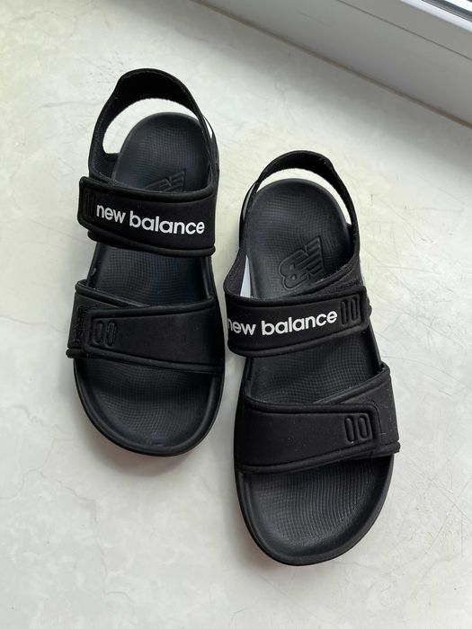 Дитячі сандалі New Balance, 30 розмір