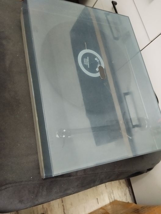 Piękny gramofon angielski Reson RS1