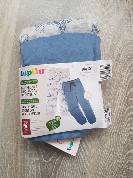 Комплект штанів для хлопчика 104 розміру