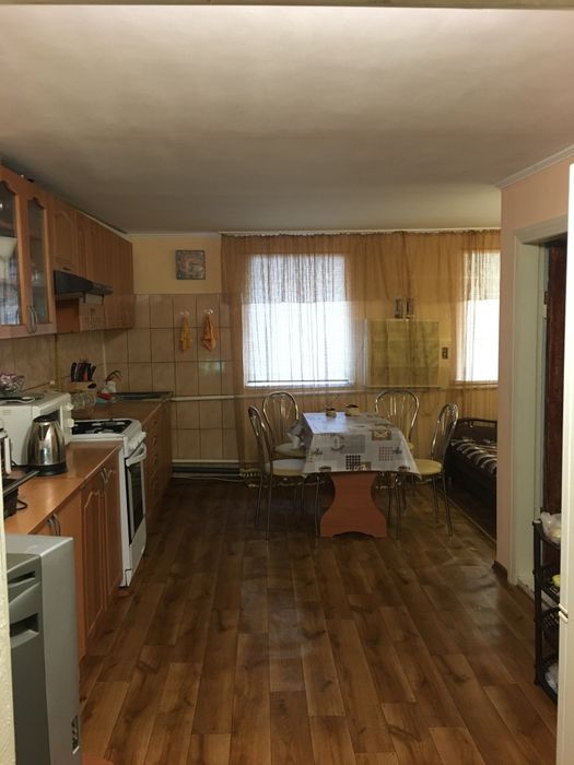 Продам теплий будинок.