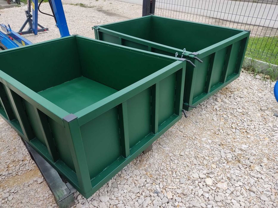 skrzynia transportowa do traktora do przewozu materiałów