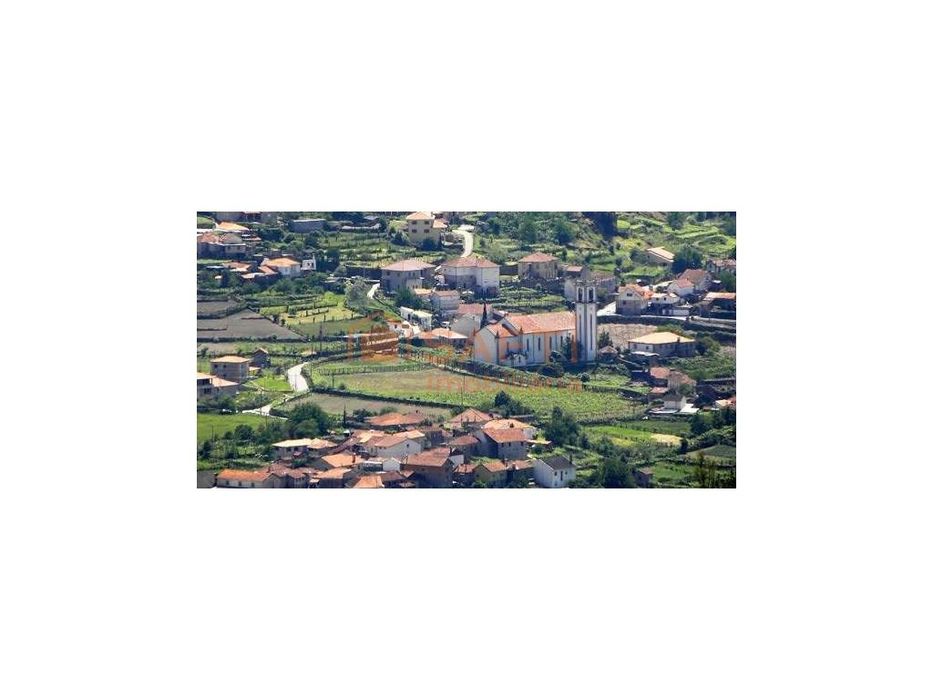 Casa de Campo t5, procura o seu refúgio numa zona de tranquilidade