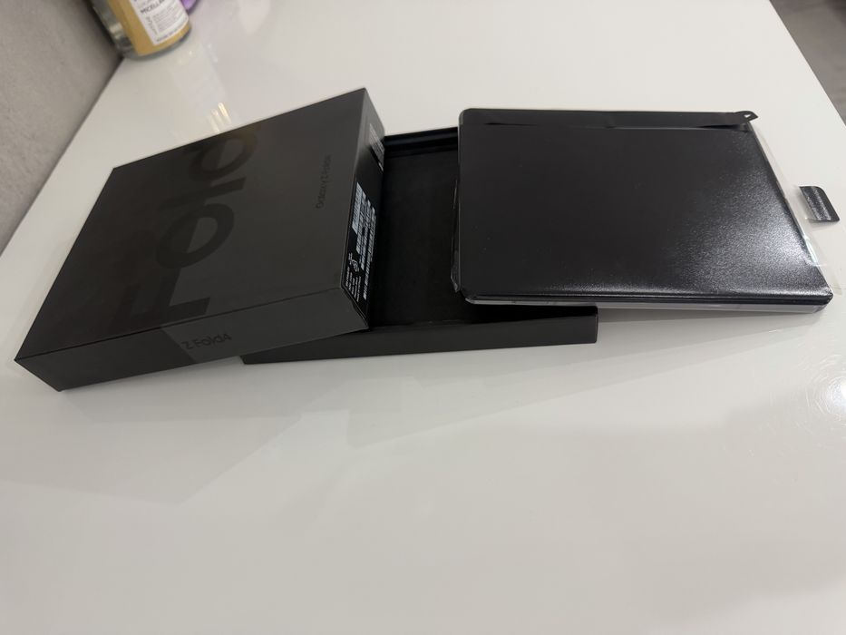 Samsung Galaxy Z Fold 4 512 GB/Black/ Nowy