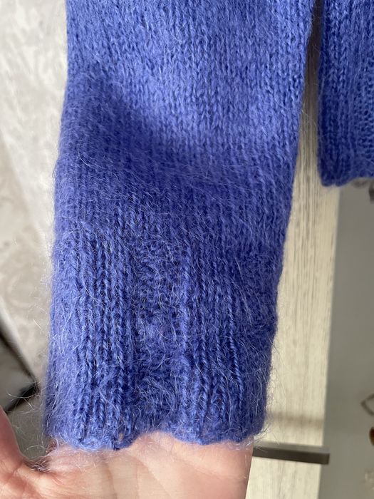 Светр з натуральної пряжі