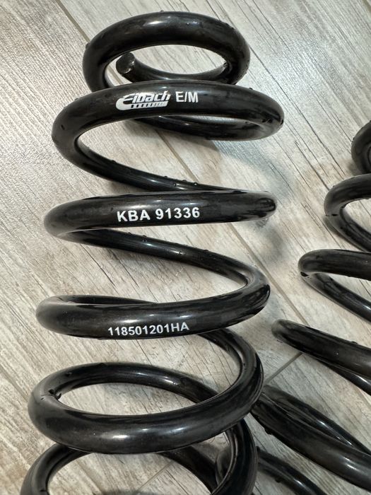 Задні пружини Ейбах Eibach Audi, VW, Golf,Passat, Skoda