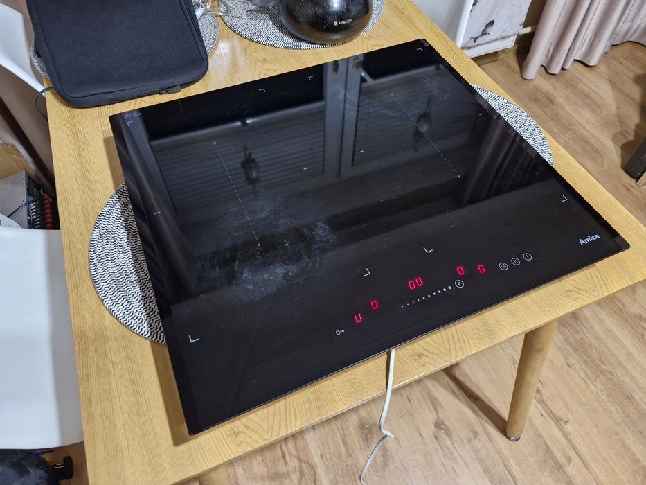 Płyta indukcyjna Amica IN6544 sprawna