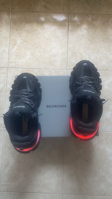 Balenciaga track