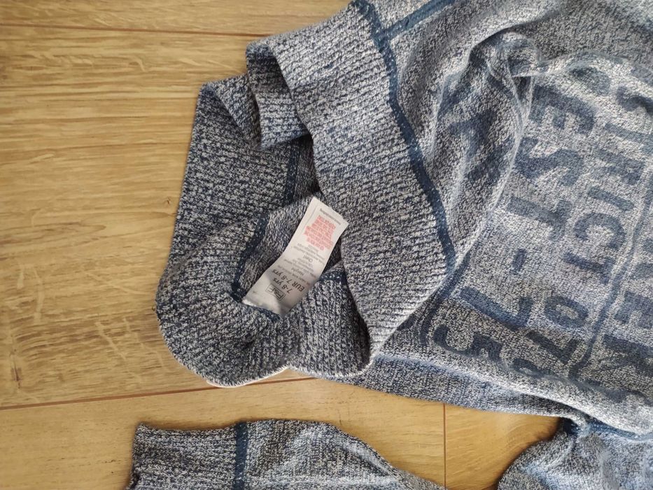 Sweter chłopięcy 122 128