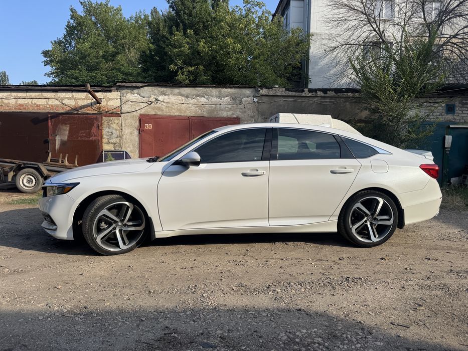 HONDA Accord 2018 2,0T