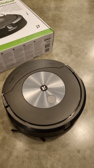 Robot sprzatajacy iRobot Roomba Combo j7