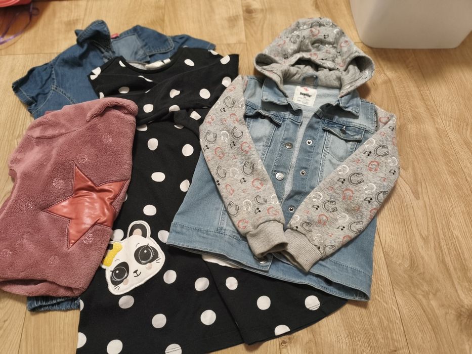 Ubrania dla dziewczynki 116