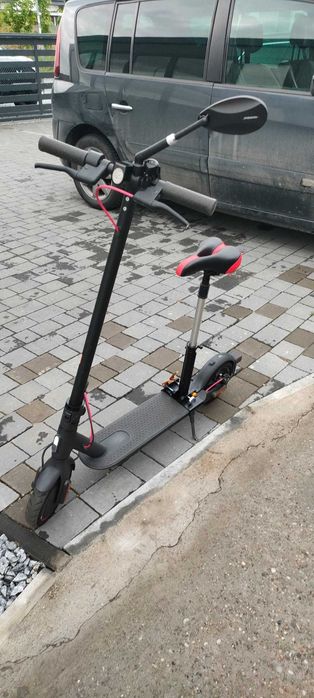 Hulajnoga elektryczna BEEPER z siodelkiem, torba