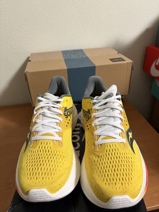 Новые ОРИГИНАЛ оригінал беговые кроссовки кросівки Saucony Ride 17