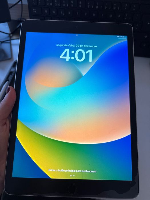 iPad 9 64gb prateado como novo