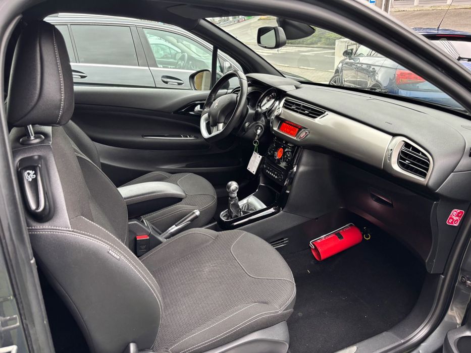 DS 3 PureTech 82 Connected Chic