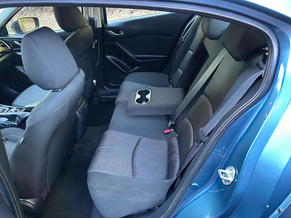 Mazda 3 i Sport      2016