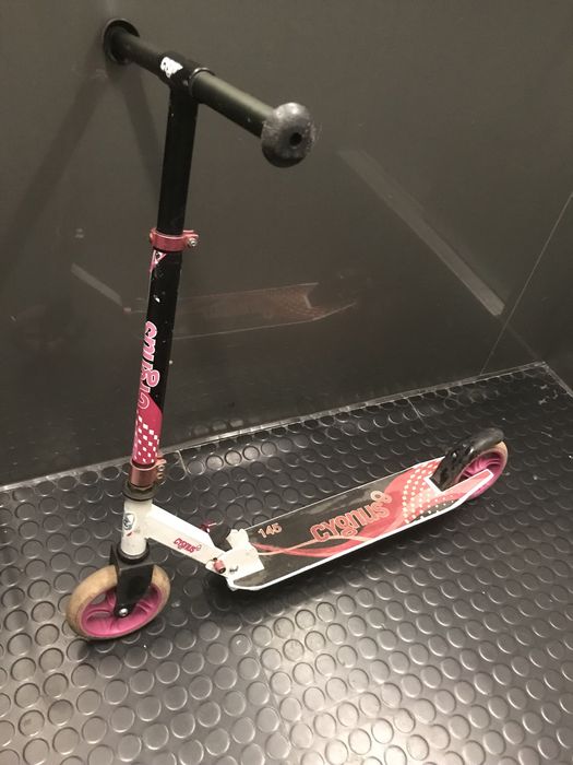 Hulajnoga wysokość kierownicy 64-85 cm