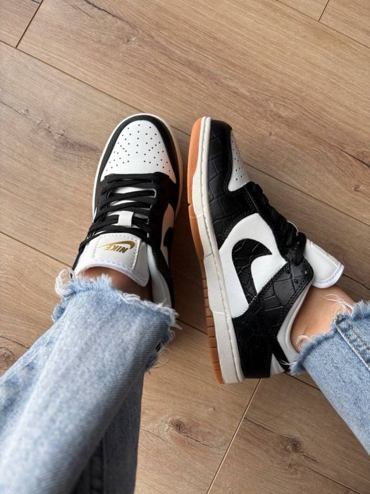 ТОП Жіночі кросівки Nike SB Dunk Low Black Croc найк данки чорні