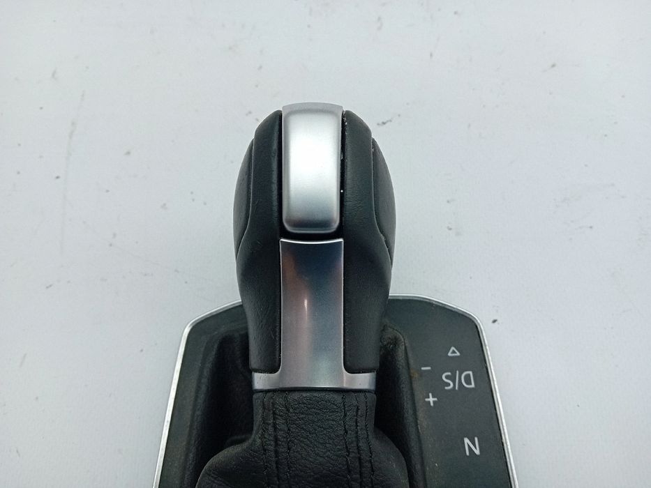 Moca / fole de mudanças VOLKSWAGEN Tiguan (AD1, AX1)