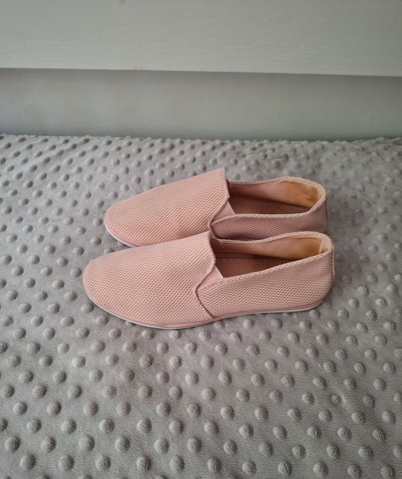 Vices wsuwane tenisowki slip on r. 36