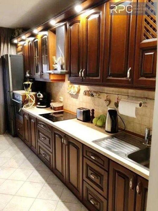 Продаж 2-х кімнатної квартири Виноградарь