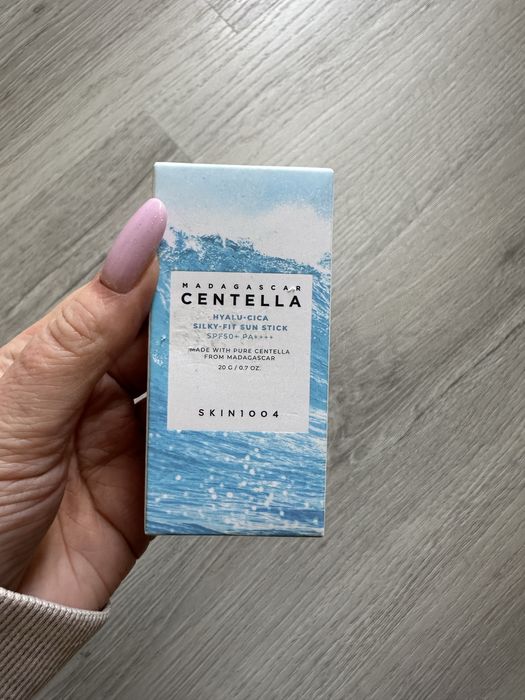 Skin1004 Madagascar Centella Hyalu-Cica Silky-Fit krem SPF sztyft