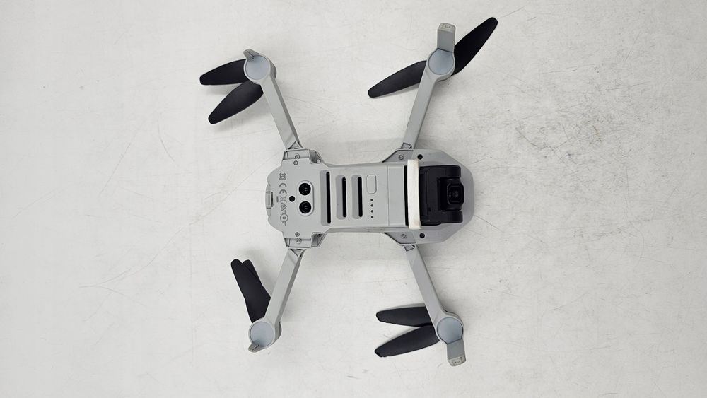 uszkodzony dron potensic atom se 4k/30fps 2500mah pilot do 4km 58kmh szary