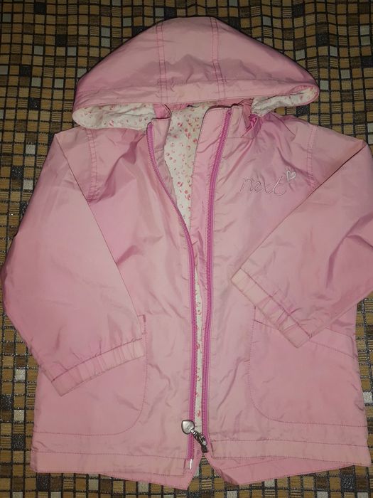 Курточки разные детские, желетка и ветровка