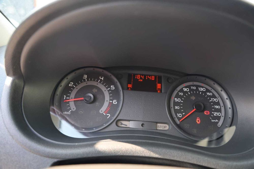 Samochód osobowy Renault clio