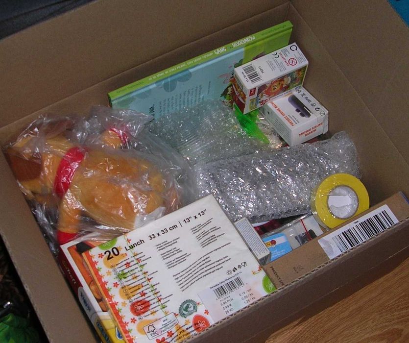 Karton / box mix niespodzianka ok 35 sztuk