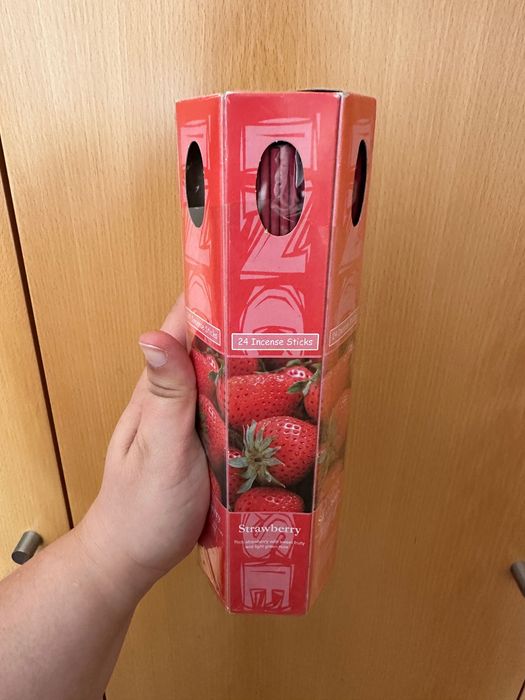 Caixa de Paus de Incenso Cheiro de Morango