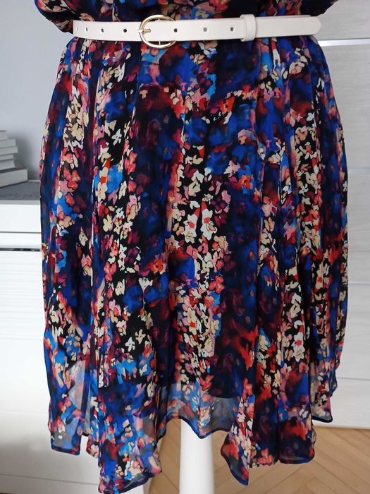 Kolorowa sukienka rozm.38 -50 zł