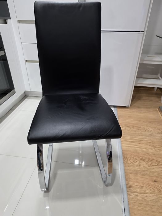 Mesa de jantar com 6 cadeiras