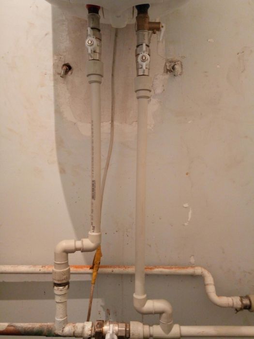 Ремонт чистка бойлеров. Сантехник..Установка бойлеров