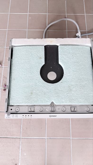 Máquina de Lavar Louça de Encastrar Indesit DIF 14B1 A (13 Talheres)