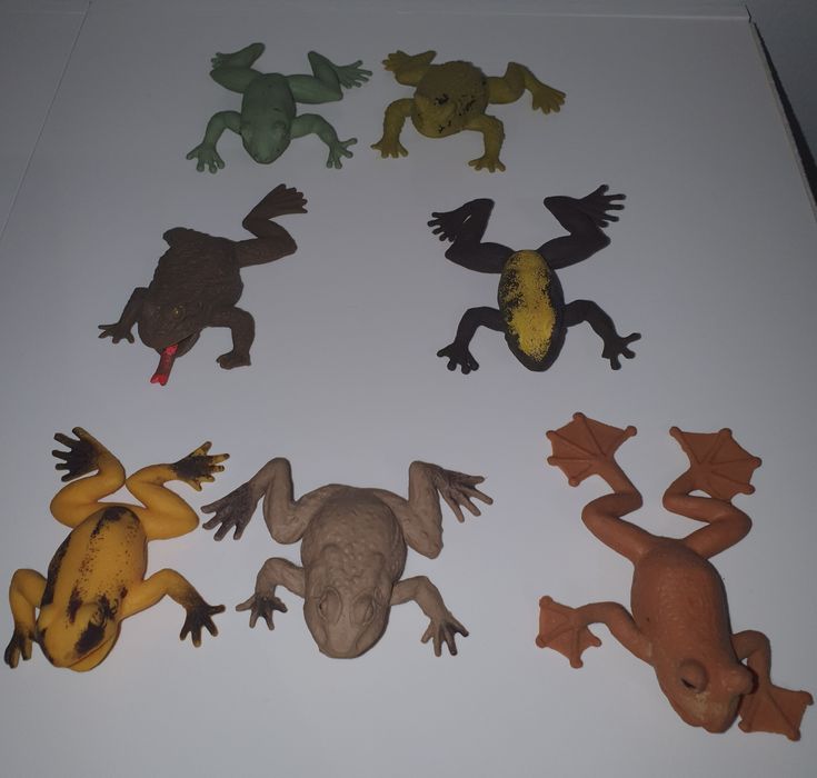 Deagostini kolekcja żab 7szt
