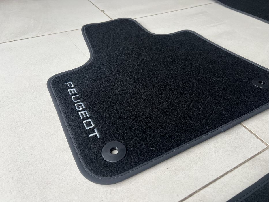 Комплект НОВИХ килимків Peugeot 3008 ОРИГІНАЛ