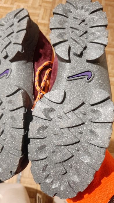 Оригінальні кросівки NIKE