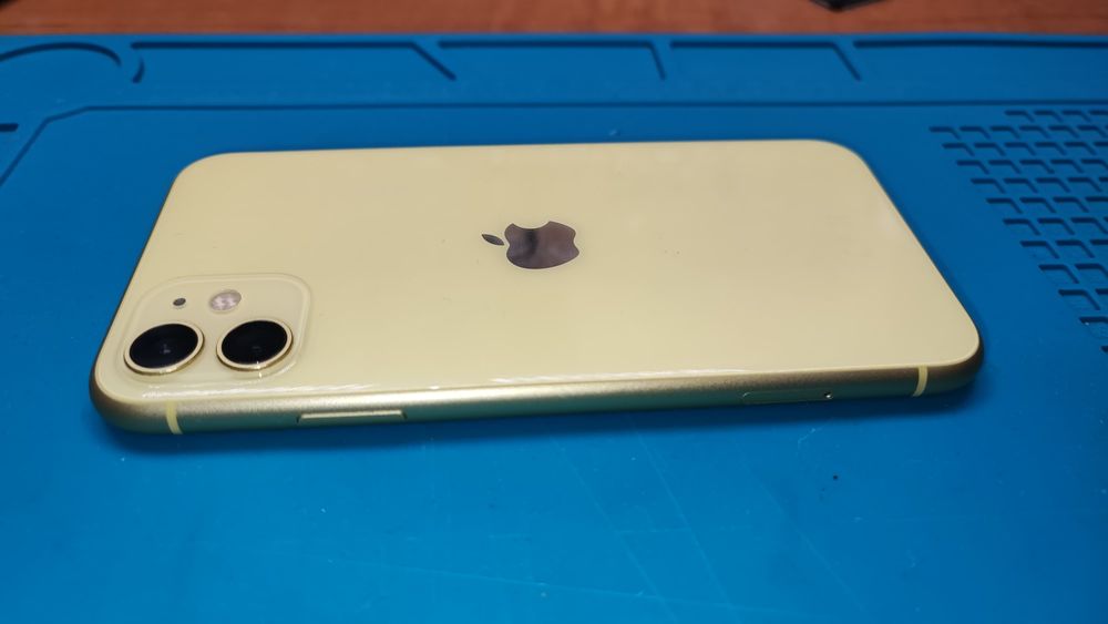 iPhone 11 sprawność baterii 72%